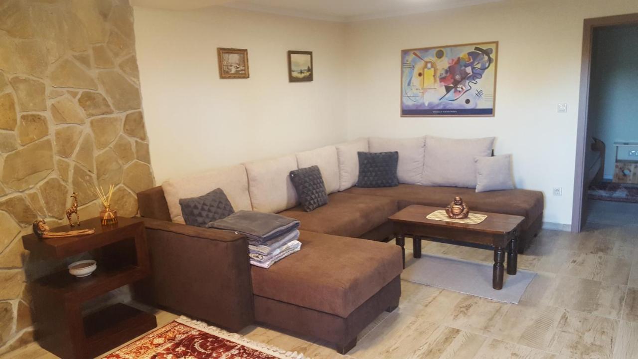Gyoengyvirag Apartman Keszthely Exterior photo